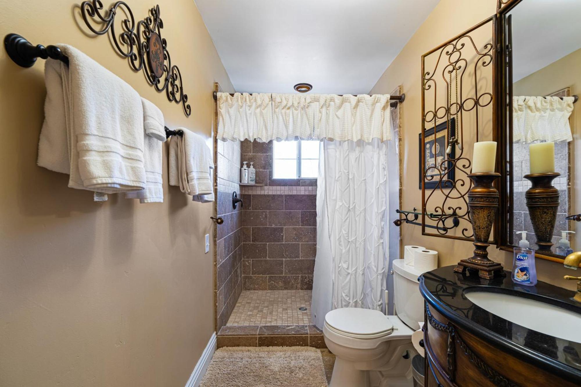 Victorian Manor In Paso Robles Wine Country Pool Hot Tub Firepit Tennis Court Sleeps 28 Dış mekan fotoğraf