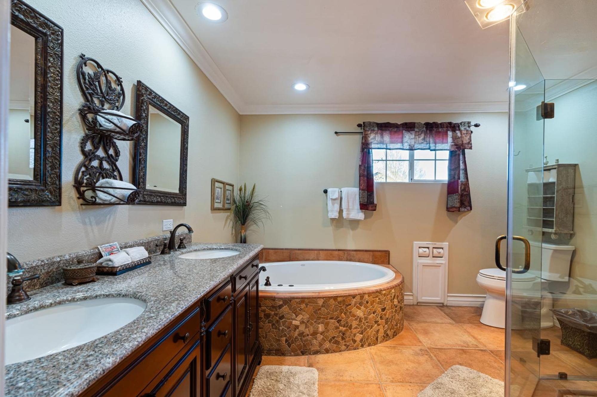 Victorian Manor In Paso Robles Wine Country Pool Hot Tub Firepit Tennis Court Sleeps 28 Dış mekan fotoğraf