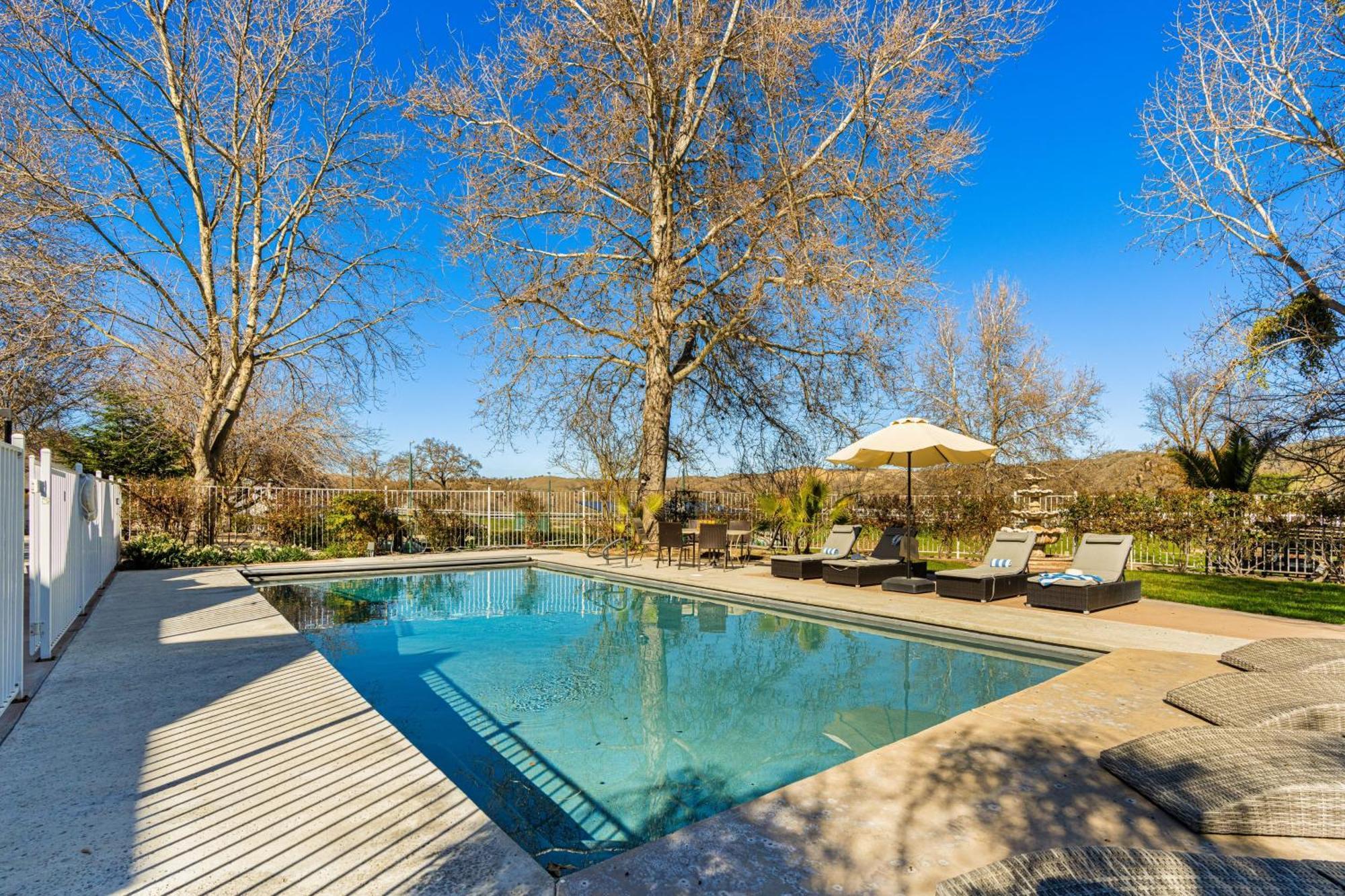 Victorian Manor In Paso Robles Wine Country Pool Hot Tub Firepit Tennis Court Sleeps 28 Dış mekan fotoğraf