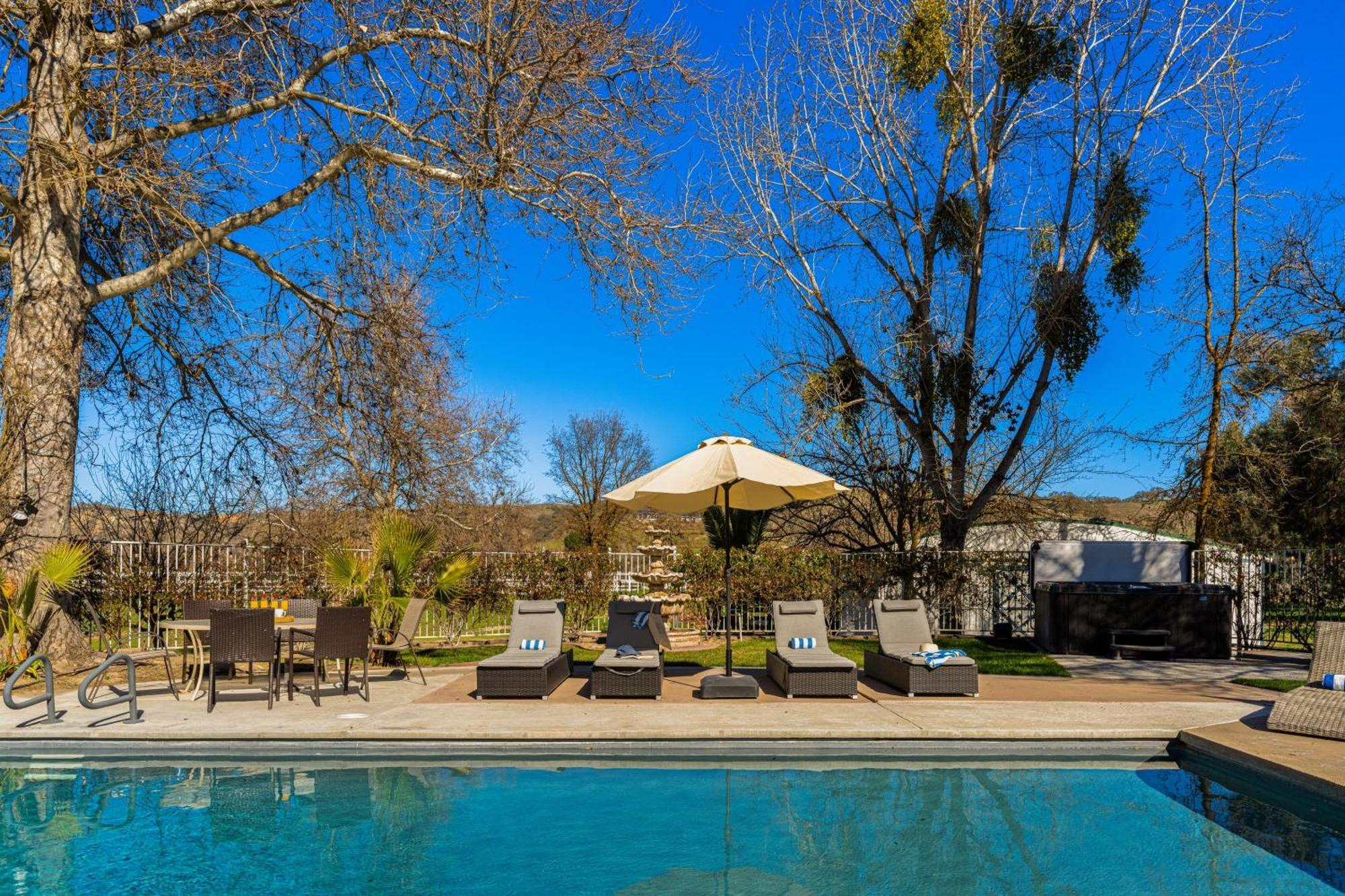 Victorian Manor In Paso Robles Wine Country Pool Hot Tub Firepit Tennis Court Sleeps 28 Dış mekan fotoğraf